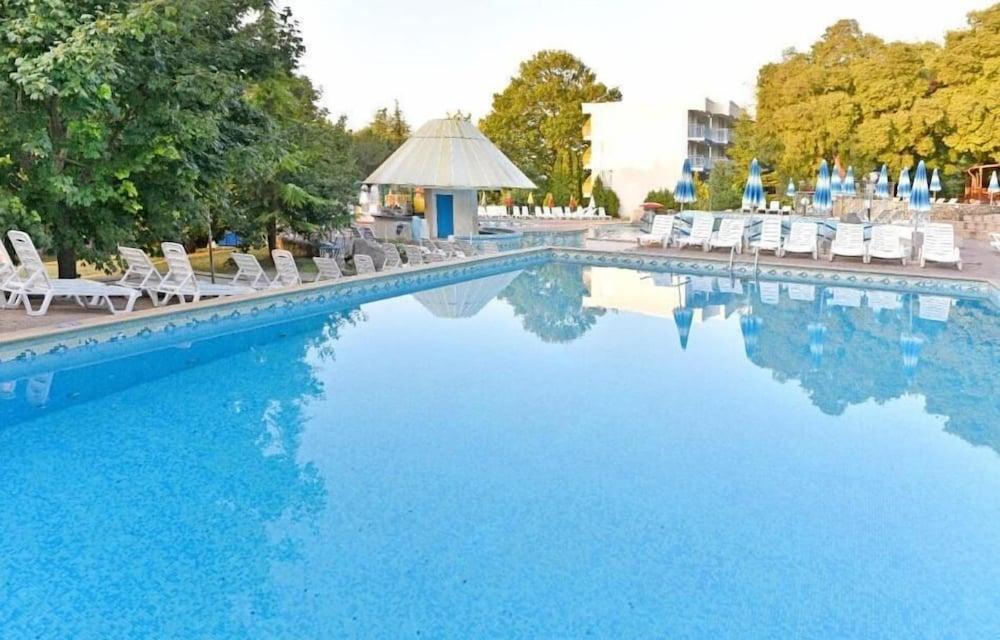 Hotel Orhidea 阿尔贝纳 外观 照片